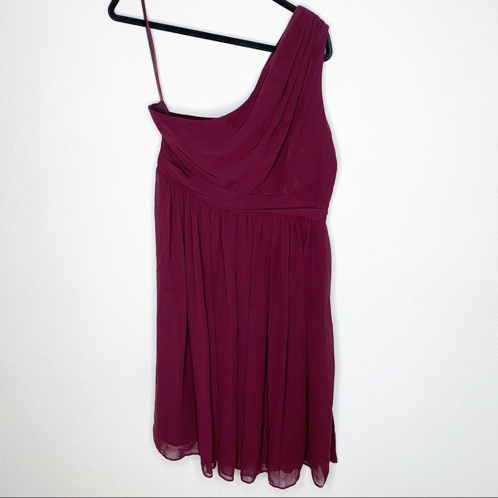 Eva Mendes Bridal Party New York And Company Maroon One Shoulder chiffon Dress